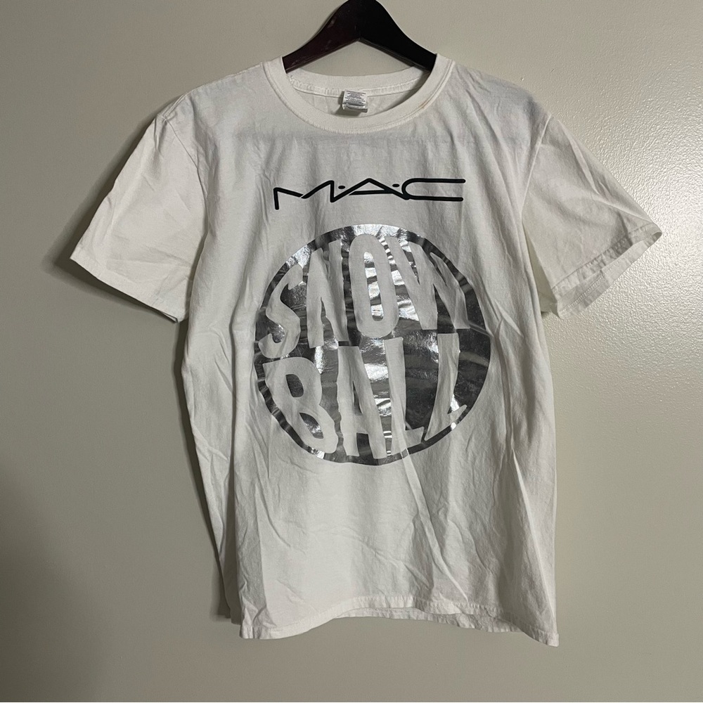 MAC cosmetics t shirt